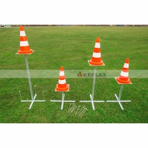  Pachołki drogowe z podstawami